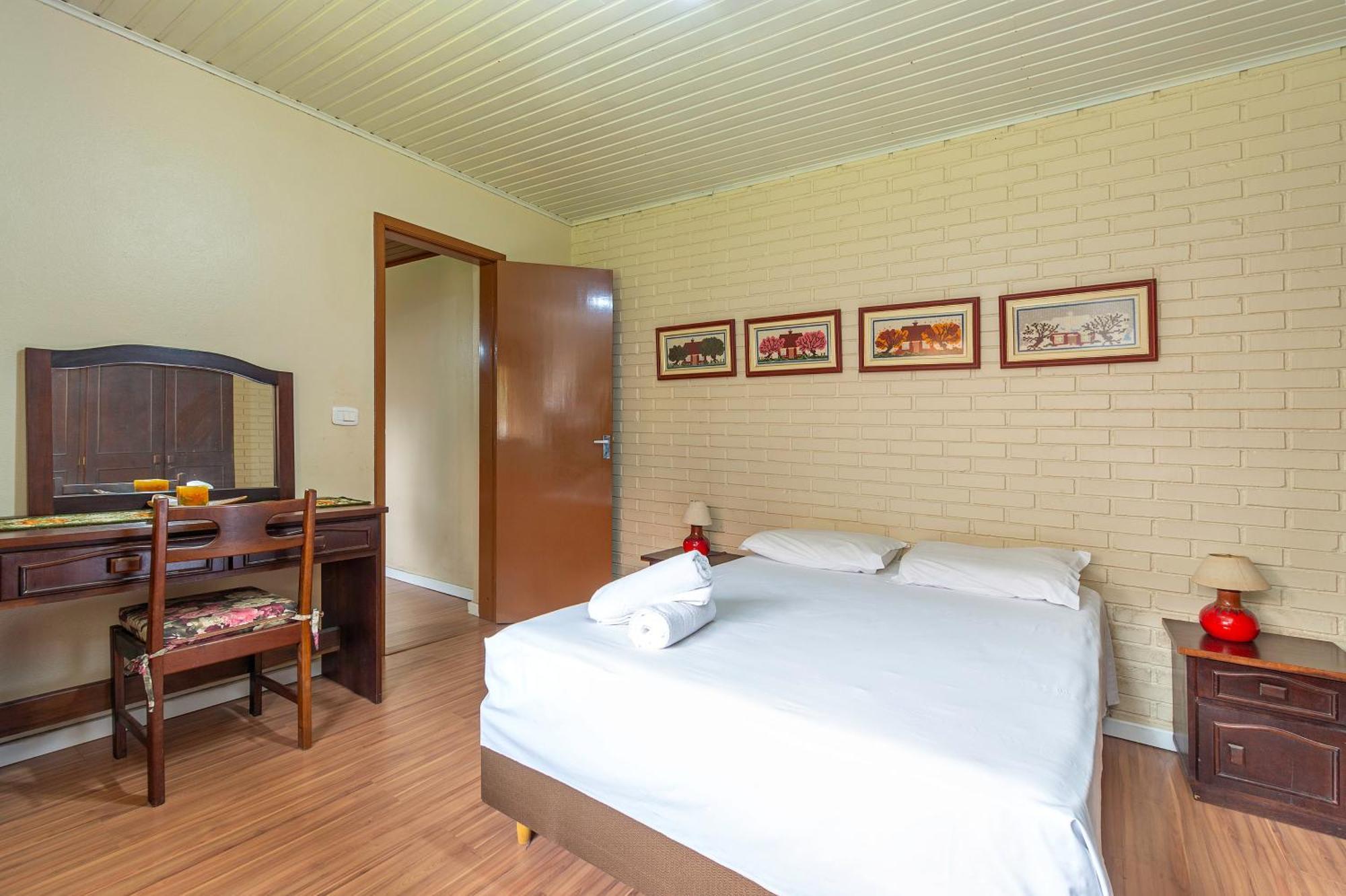 Vila Linda Casa 5 Quartos No Lago Negro Gramado Exteriér fotografie